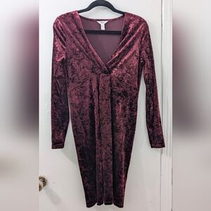 Thyme Elegant Velvet Dress M